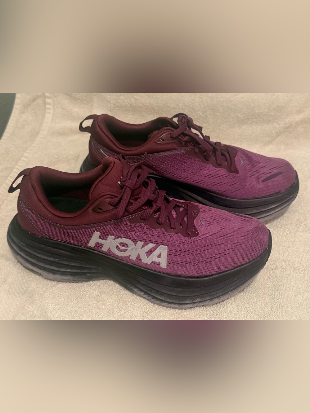 HOKA Bondi 8 Women’s size 10 Shoes Grape Wine / Beautyberry colorway
